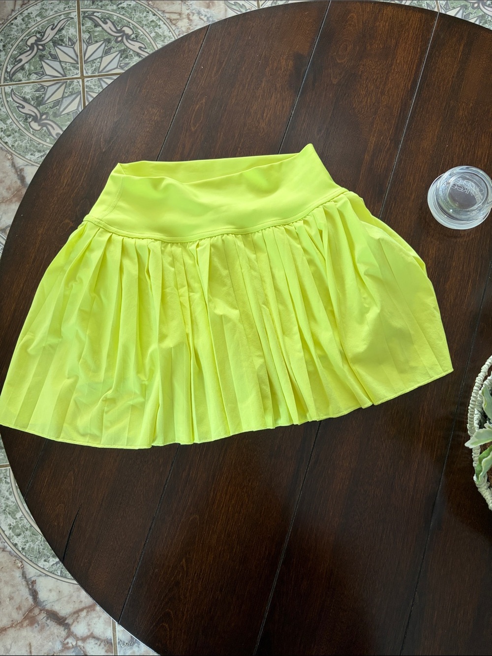 CRZ YOGA Neon Lime Pleated Mini Skirt